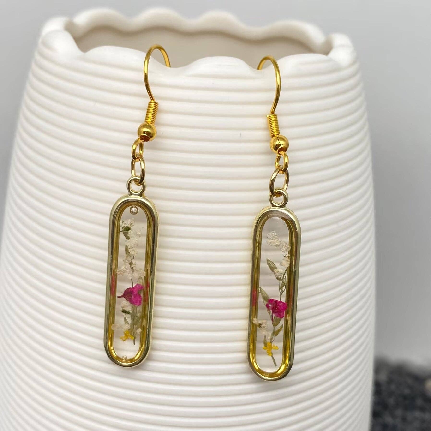 Dried Flower Long Oval Earrings